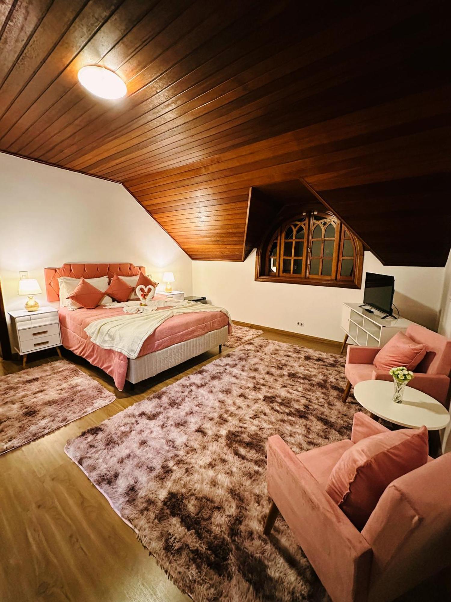 Blue Village Boutique 4*